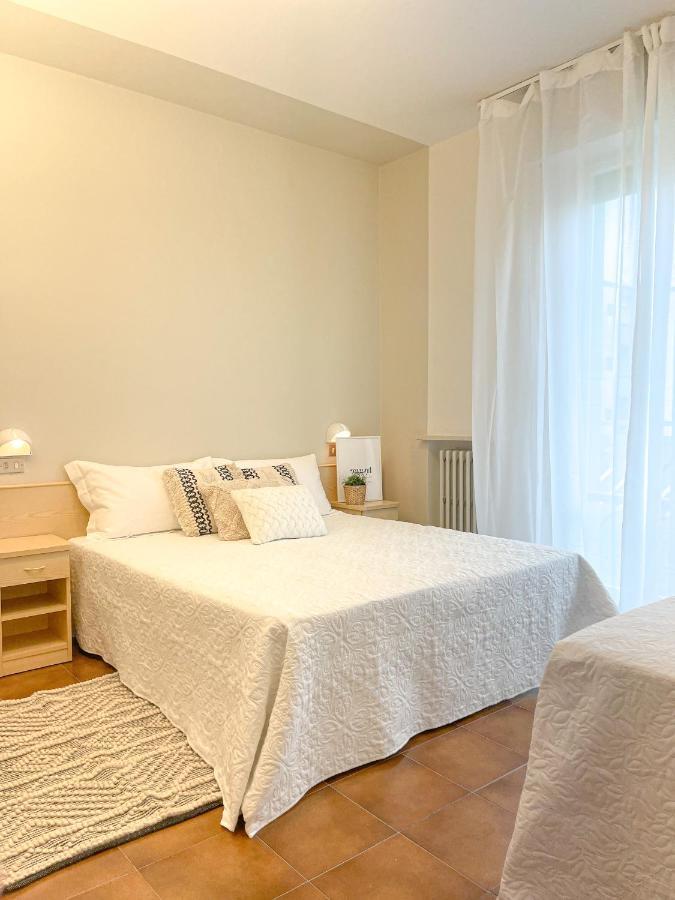 Americana Beach House Rimini Esterno foto