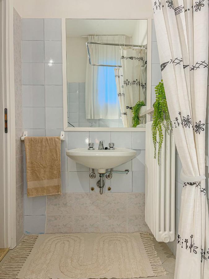 Americana Beach House Rimini Esterno foto